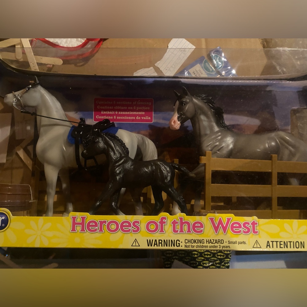 Breyer Nib Classic Family Set